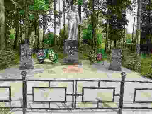 Братская могила, 1941-1943 гг.